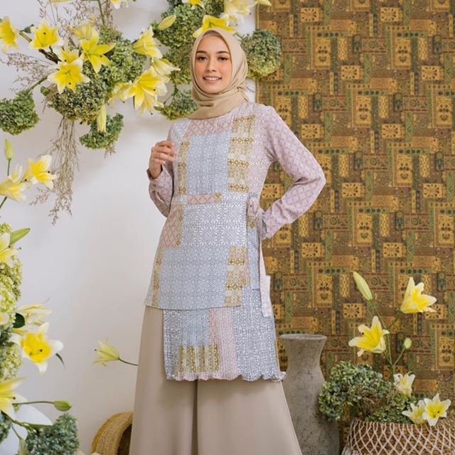 Kenitra Ashari Tunik size S by heaventlights