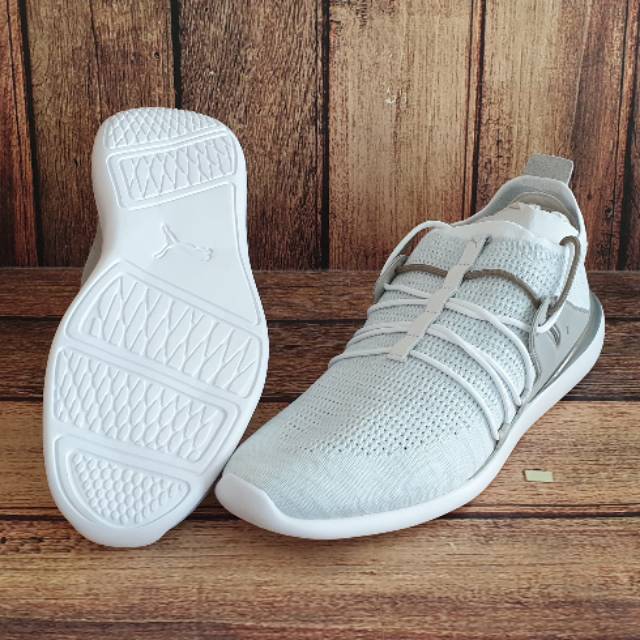 ORIGINAL PUMA FERRARI SF EVO CAT SOCK LACE Sepatu Racing Pria Sneakers Kasual Putih