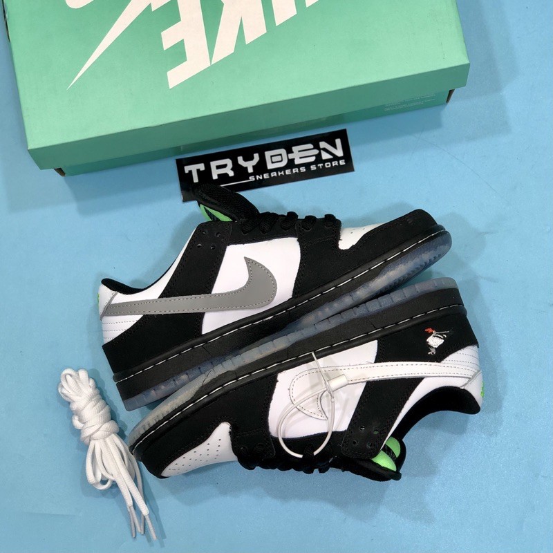 Sepatu Nike SB Dunk Low X Staple Panda "Pigeon" Black