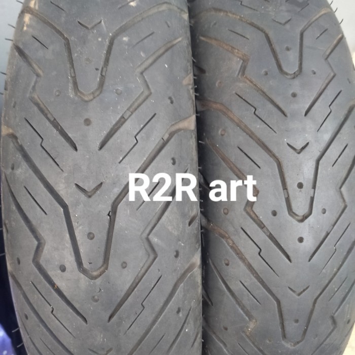 ban bekas sepasang Pirelli angel scooter uk 110/70-13 dan120/70-13