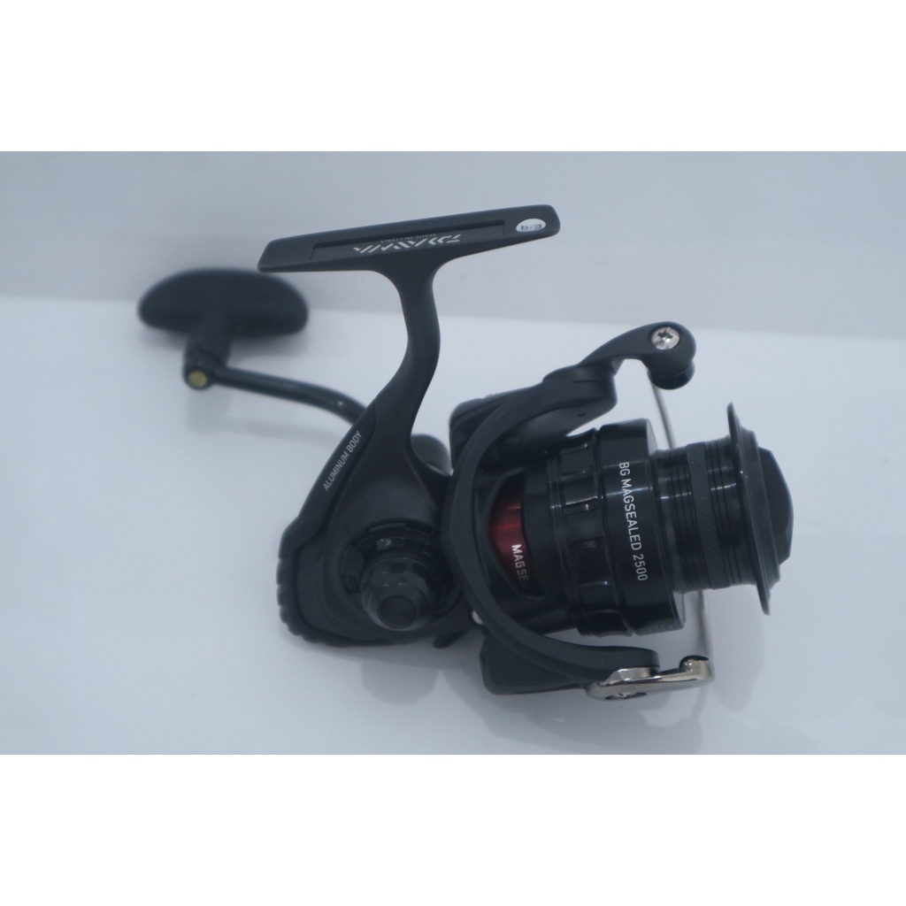 Reel Pancing - DAIWA BG Magsealed