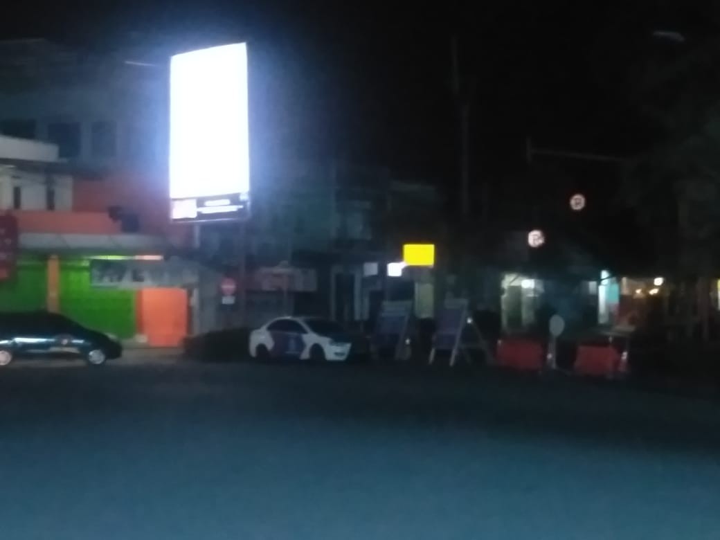 Centong Nasi Otomatis + Holder / Tempat Sendok Nasi Dengan Cover Buka Tutup Otomatis Anti Lengket