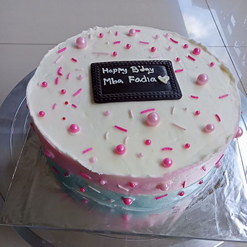 

Korean cake/kue ulang tahun Korea/cake Korea/Korean style cake/kue ulang tahun/kue murah