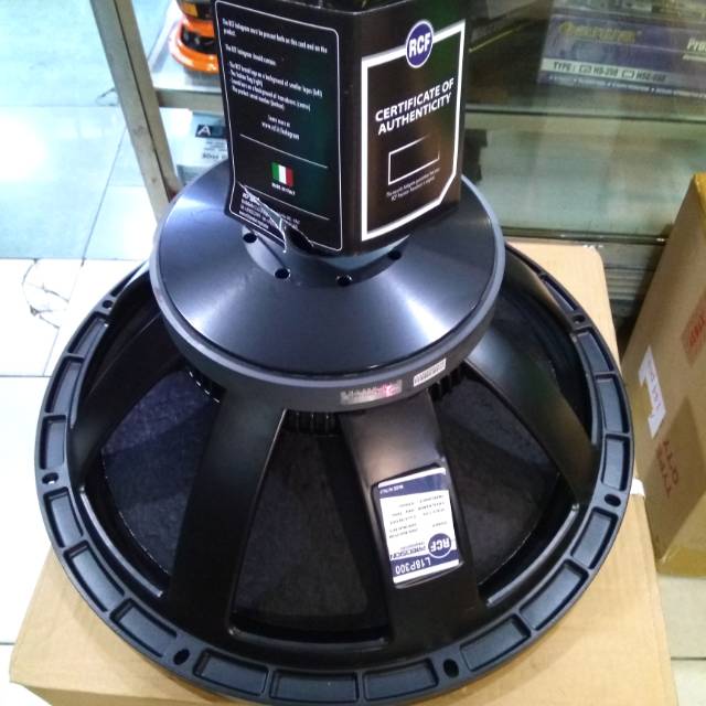 Speaker 18 Inchi RCF L18P300 Semi Ori Grade A