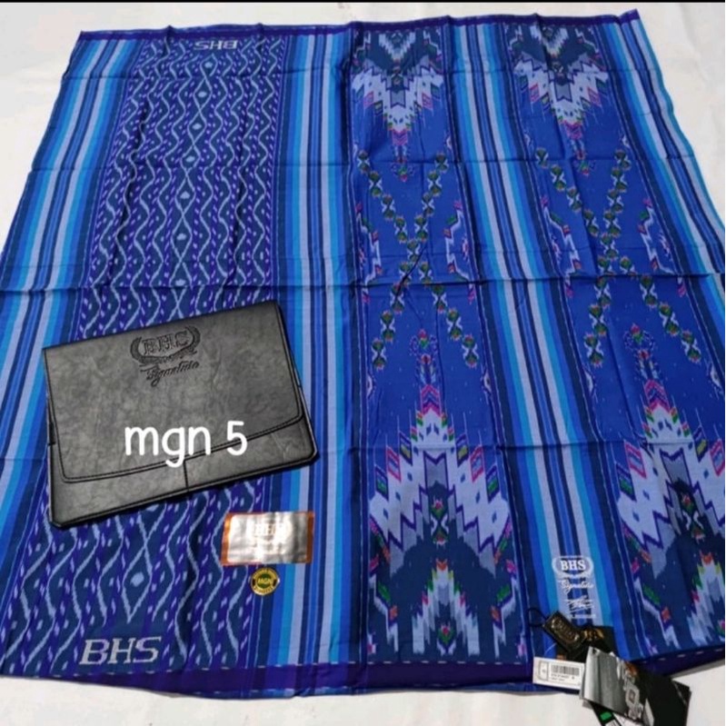Sarung BHS MGN GOLD SIGNATUR ORI SUTRA BUKAN MESRES