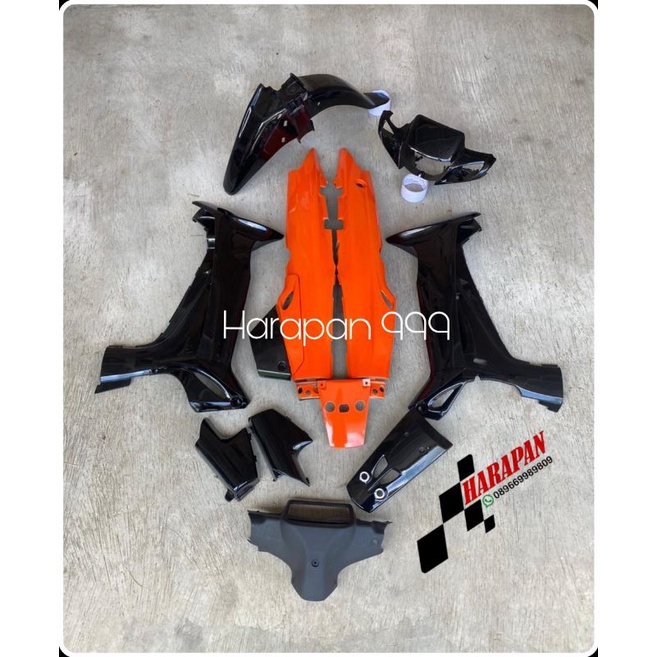 cover body halus fiz r fiz r warna hitam orange gilap full set tanpa striping