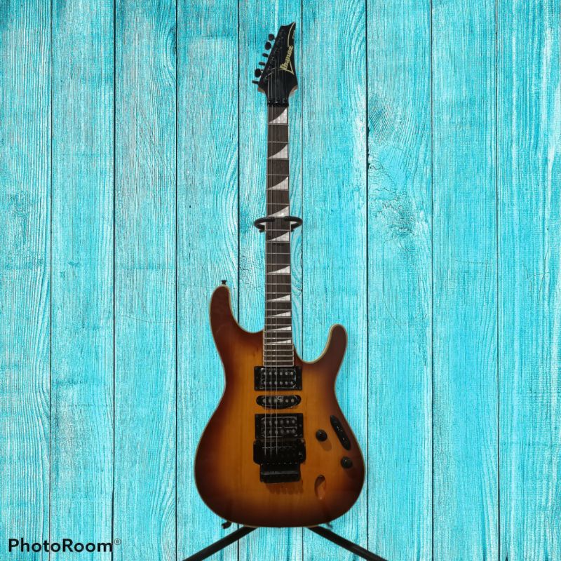 Gitar listrik custom Free tas