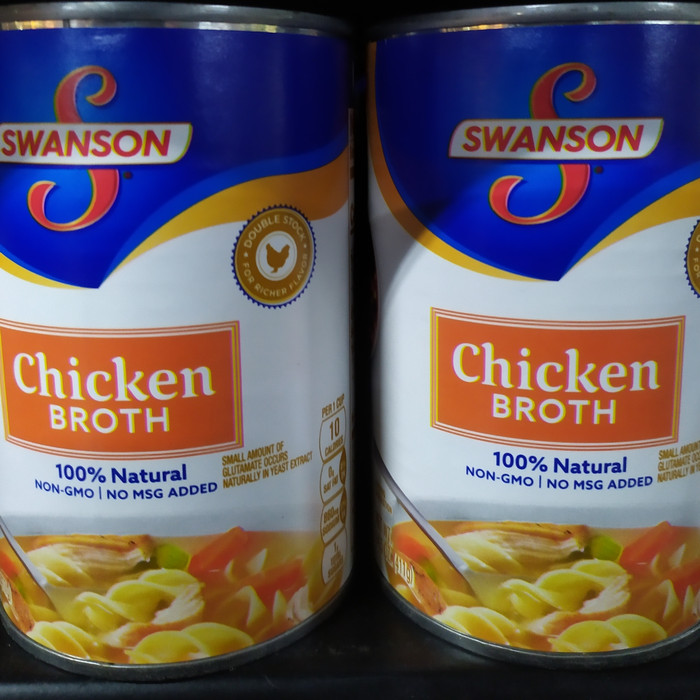 

SWANSON Chicken Broth 100% Natural No MSG Added 411gra.