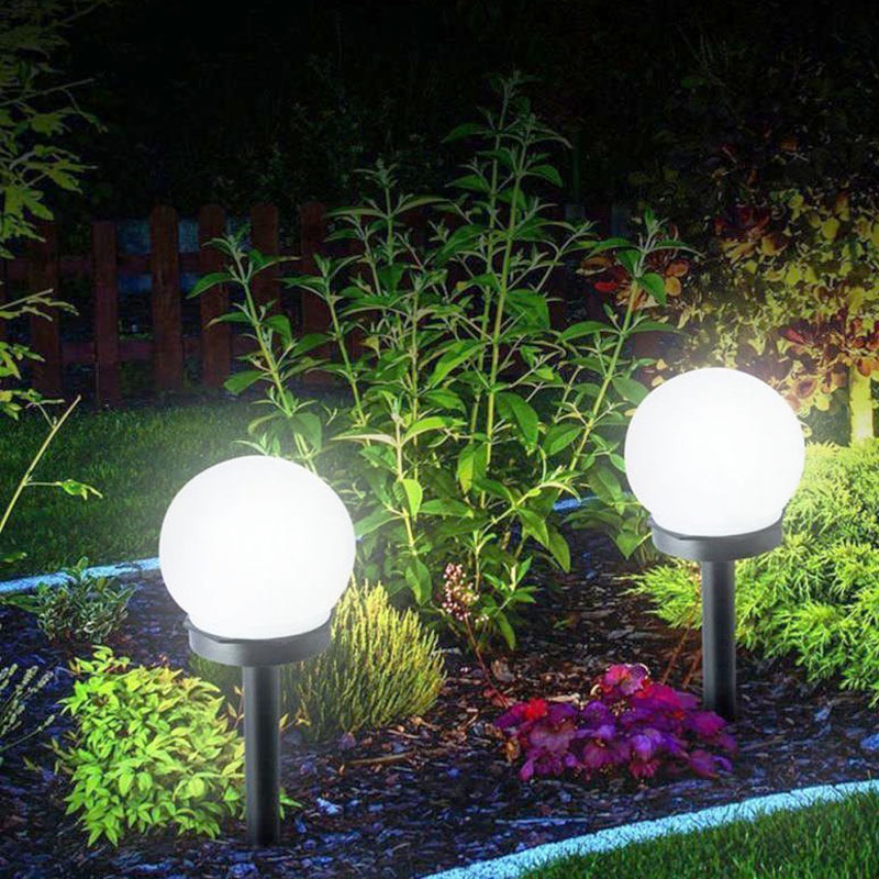 Lampu Bohlam LED Tenaga Surya Bentuk Bulat Untuk Taman / Outdoor / Pesta Pernikahan