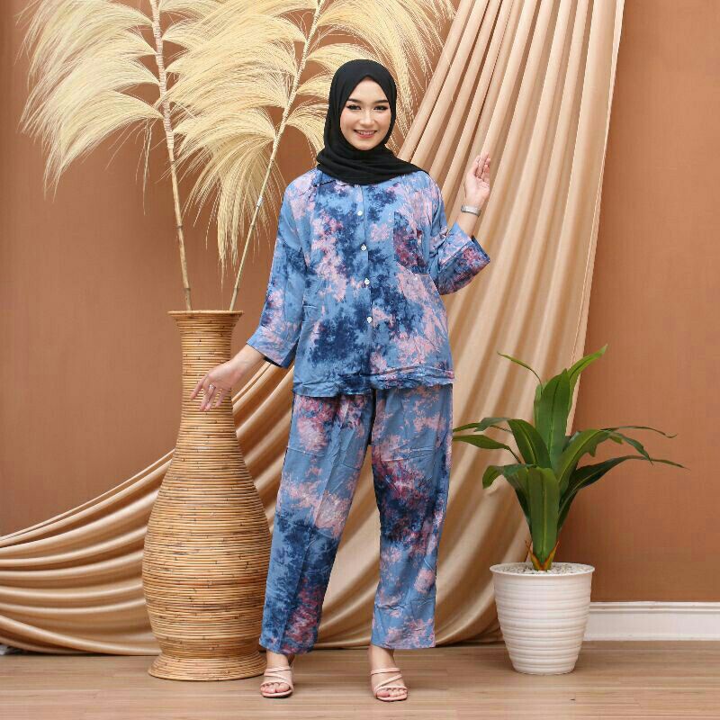 setelan jumbo tie dye