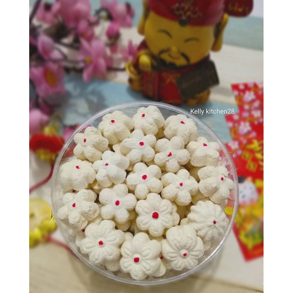 

KUE BANGKIT KERING LEBARAN MURAH