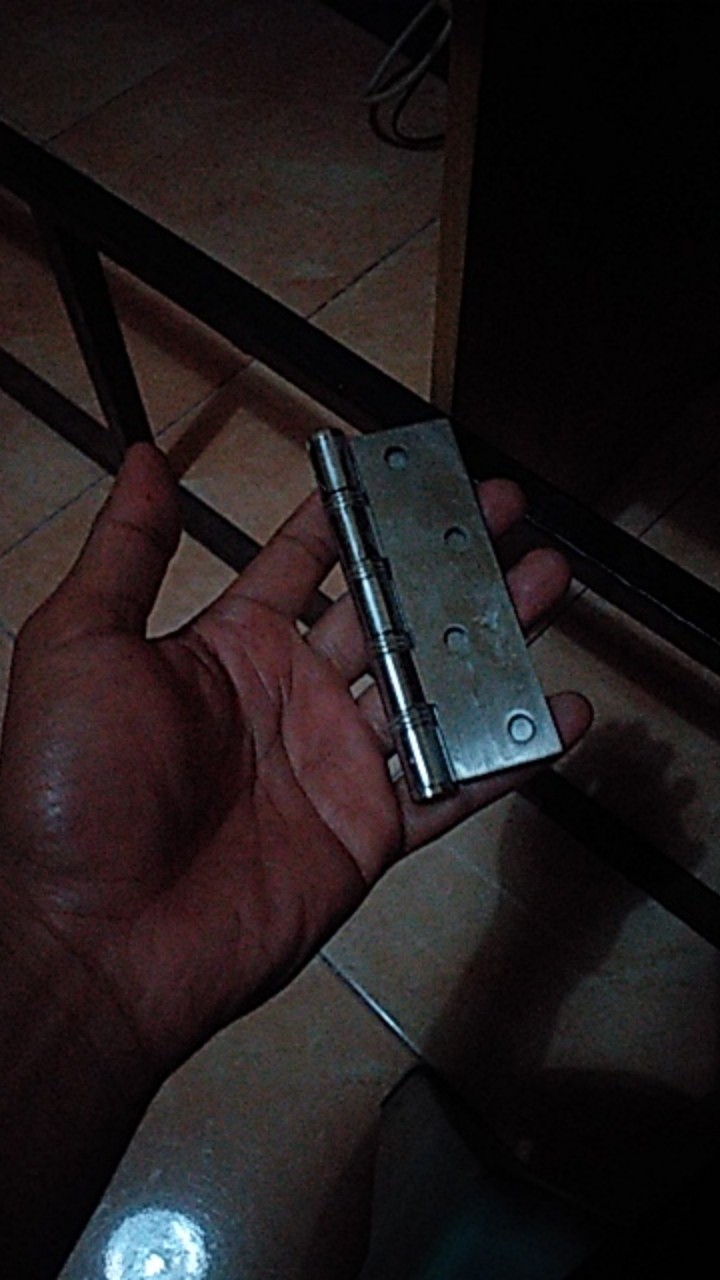 Engsel / Emgsel  Pintu / Engsel Besi / Engsel Plat Murah 4 Inc