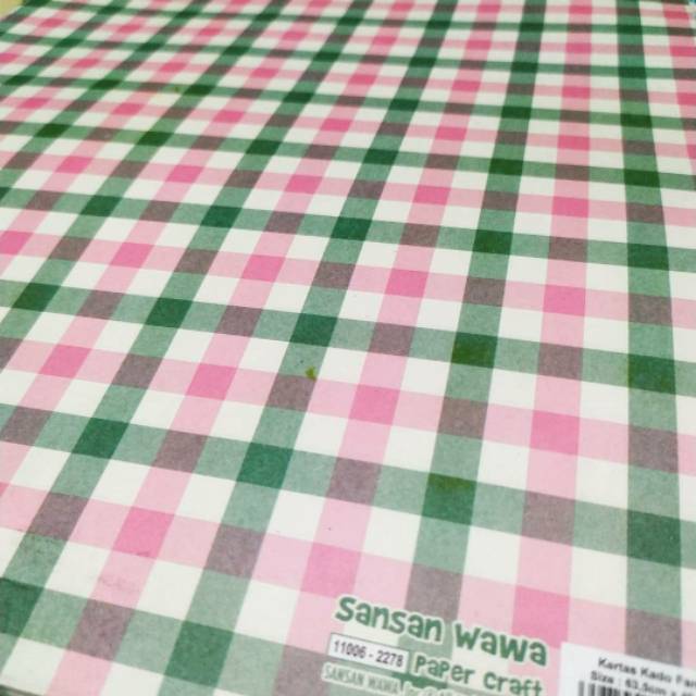 

Kertas Kado Sansan Wawa Kotak 2278