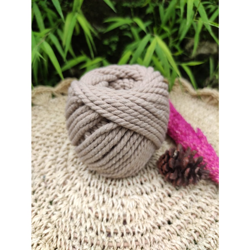 Tali katun makrame 3mm warna per roll