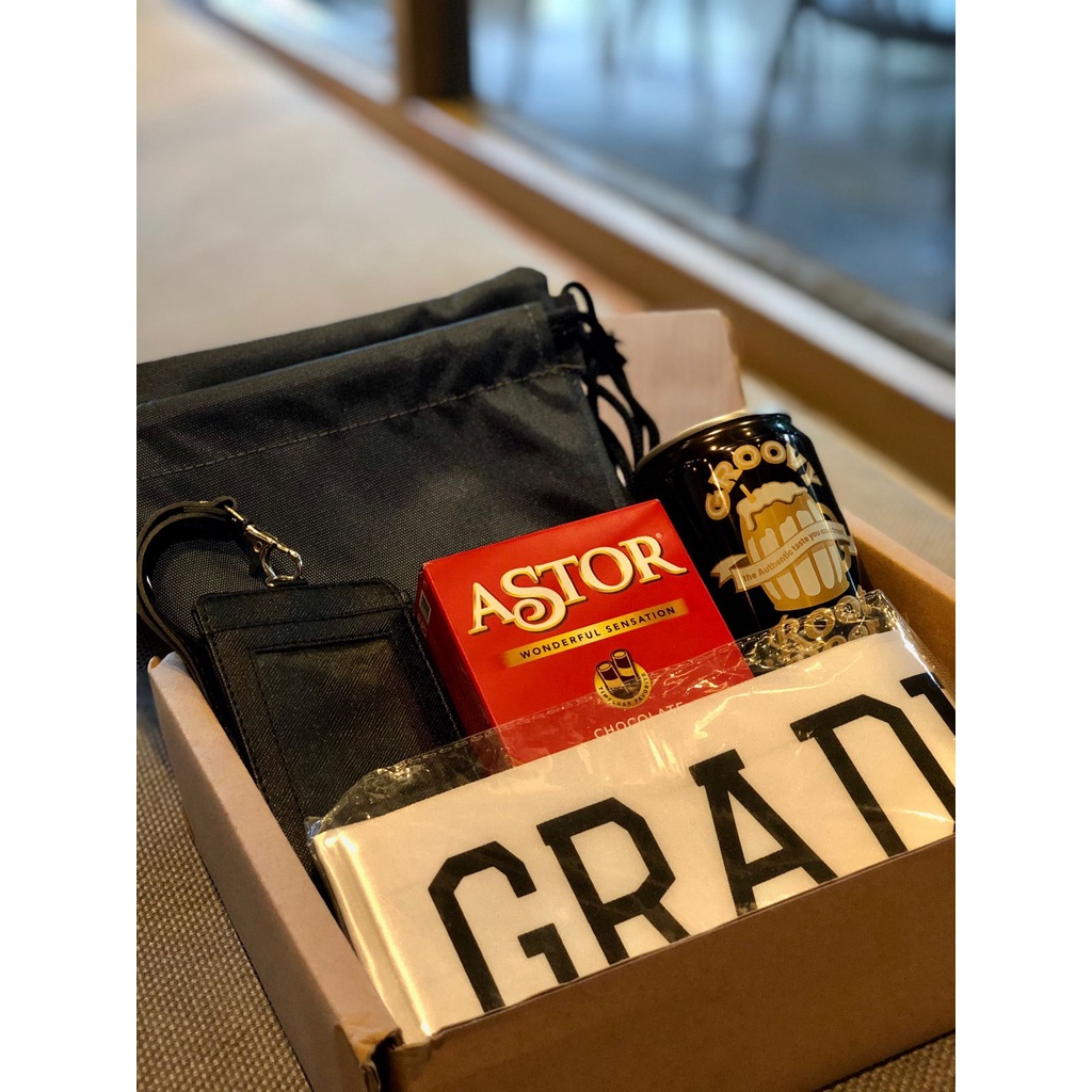 

GRADUATION Hampers A