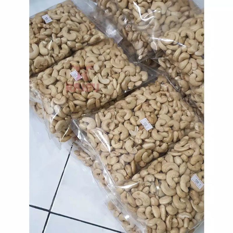 Mete / Mente / Kacang Mete / Berat 250 gram