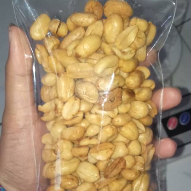 

KACANG GORENG BAWANG PUTIH 250 gr