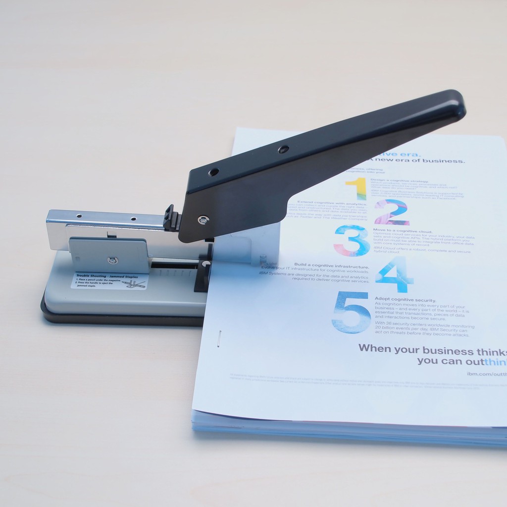 Stapler KW-trio 50SC Grand Heavy DutyStapler 120 lembar. GRATIS ISI