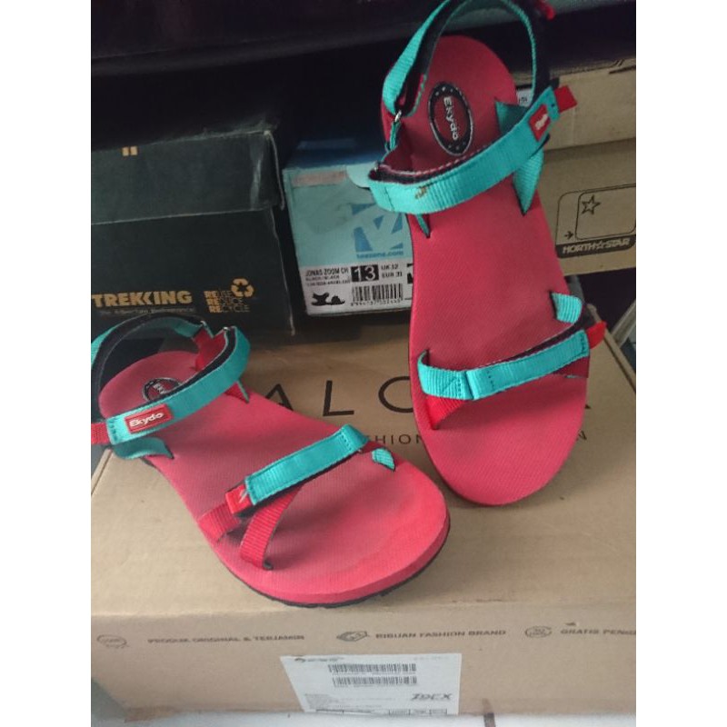preloved sepatu sandal ekydo sz 40