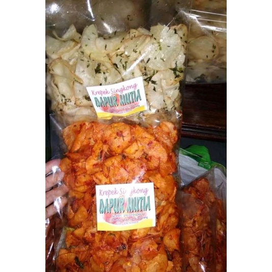 

keripik singkong original&pedas manis renyah, enak,gurih