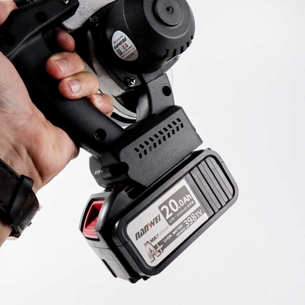 Gergaji Mesin Cordless Kayu Portable Chainsaw Rechargeable 4000mAh