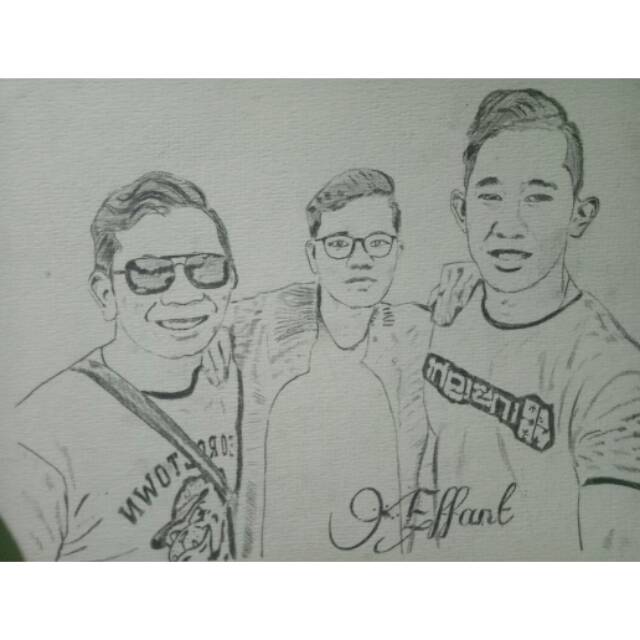 Sketsa wajah hitam putih 3 wajah