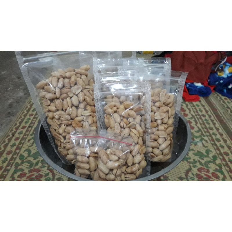 

Kacang Super