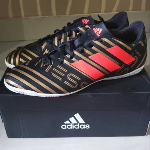 adidas nemeziz messi 17.4