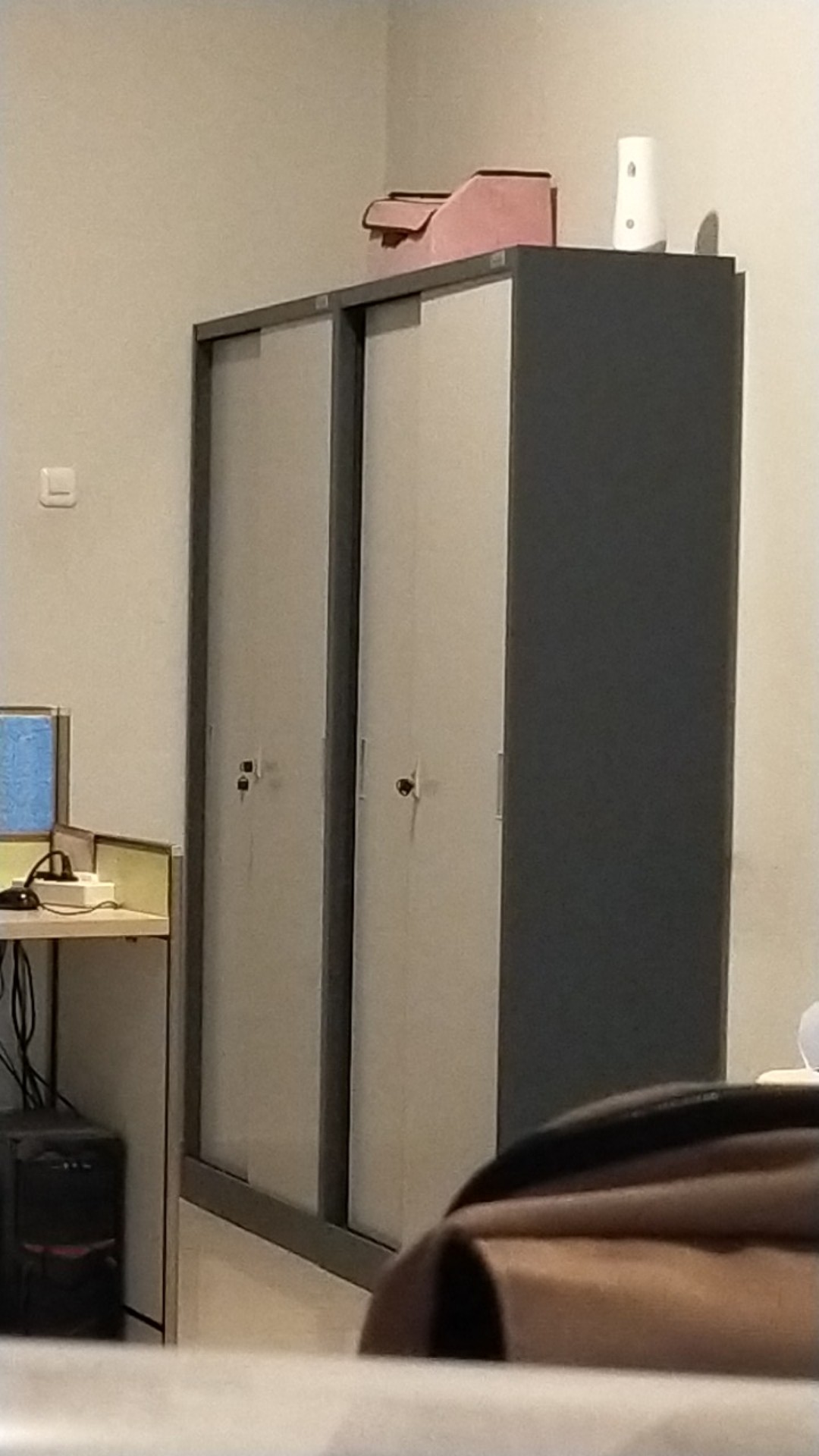 Lamari Arsip File Full Metal Pintu Sliding Dan Pintu Ayun