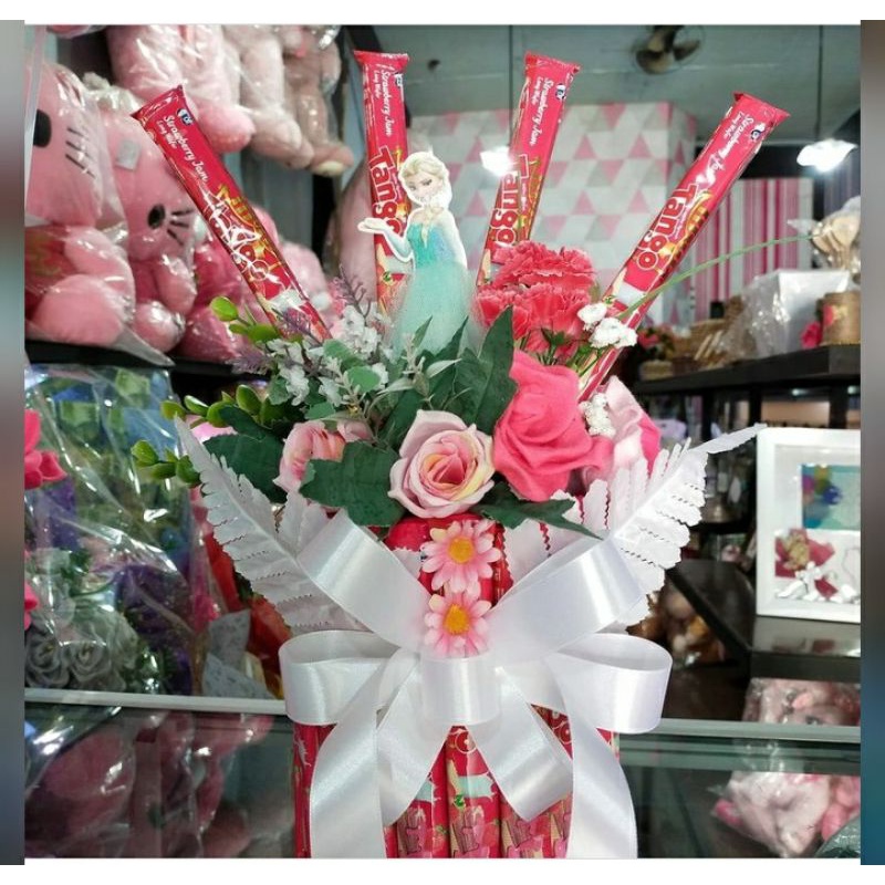 

buquet kue Snack/buket Snack ultah/buket Snack wisuda/buket pernikahan
