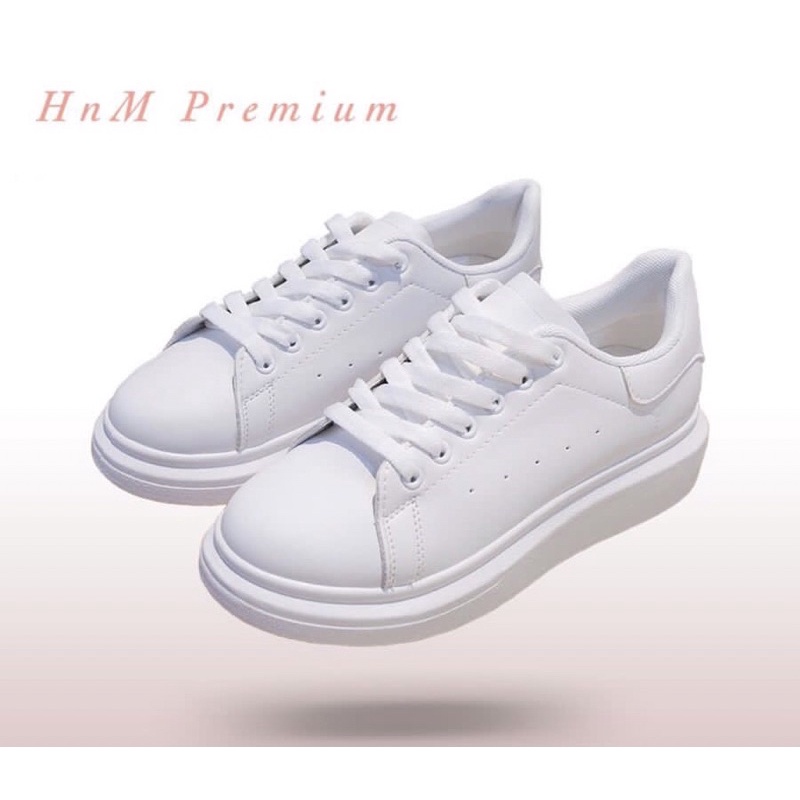 Sepatu Sneakers Putih by Nadilastuff