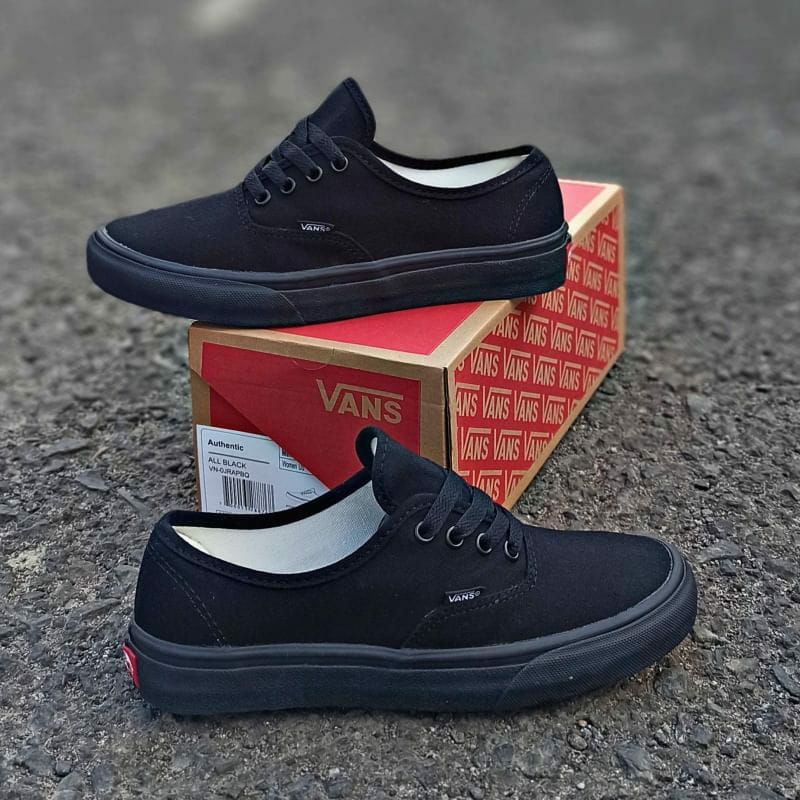 Vans Autentic Full Black Sepatu Vans Hitam Sepatu Vans Full Black Sepatu Vans Hitam Polos