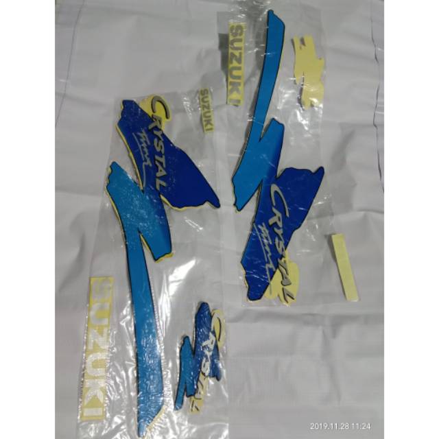 Sticker suzuki crystal biru