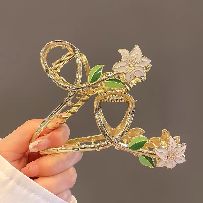 YEEZII Flower Leaf Metal Claw Hair Clip Elegant Cross Hair Accessories for Women Hairpin