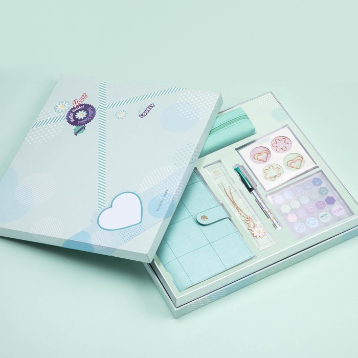 

Deli Alat Tulis Set De Luxe Editon Set Gift Box Biru&Pink SZ631/ SZ630 - Biru promo