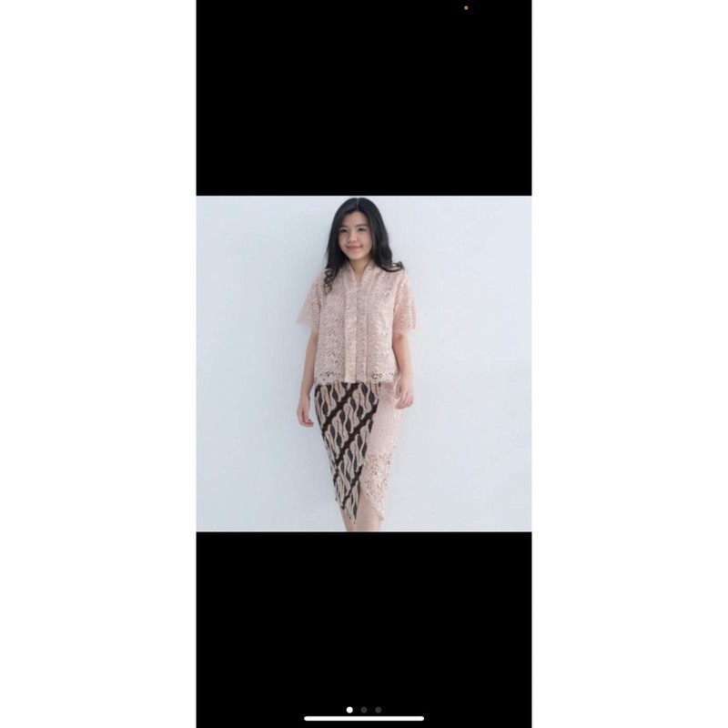 PRELOVED ROK DXF BATIK