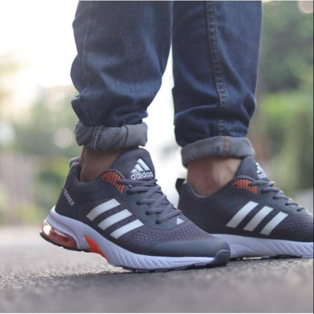 Adidas terrex