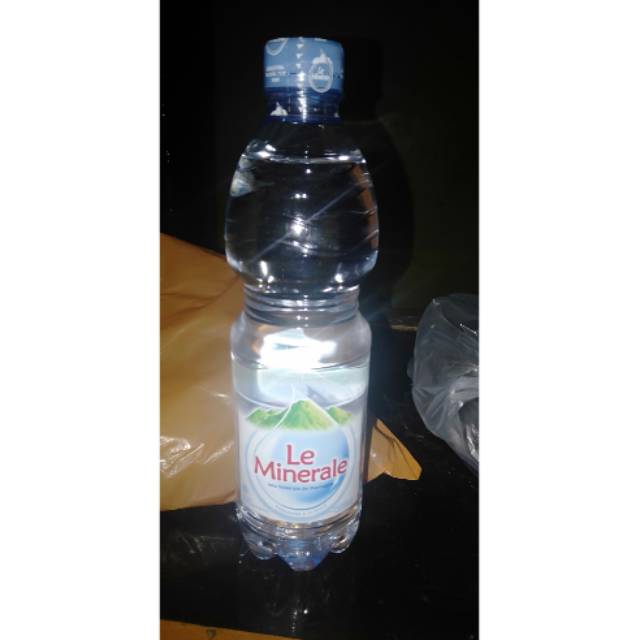 

Air minum le minerale