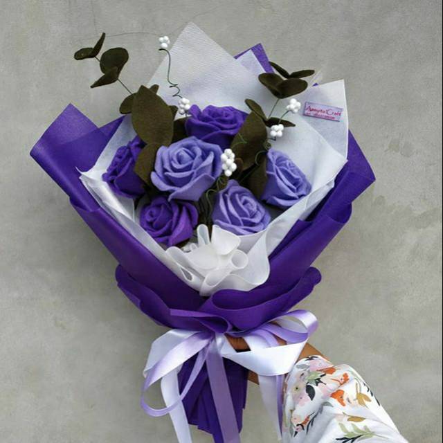 Purple Bouquet Buket Bunga Flanel Buket Wisuda Murah Kado Wisuda Shopee Indonesia