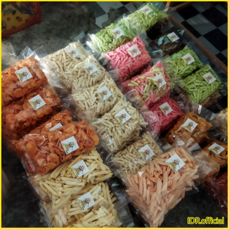 

ENA LAMONGAN Kemasan PLASTIK BENING (18-35 010) Makanan Ringan Kerupuk Camilan