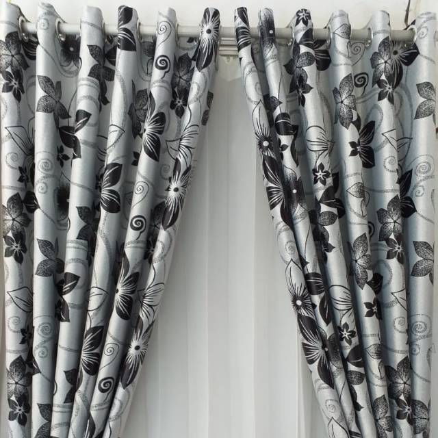 GORDEN FLOGING MAWAR ABU HITAM