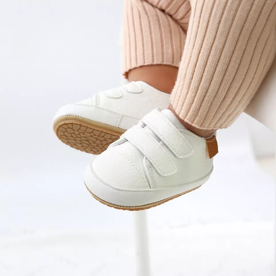 ANANAKSTORE - Sepatu bayi prewalker 0-2 tahun / sneaker baby anti slip / sepatu bayi impor sepatu bayi lucu