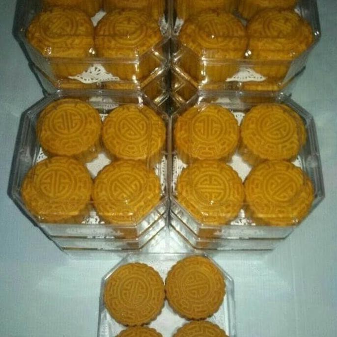 

Dijual Exclusive Moon Cake Home Made Pia Kue Bulan Box Isi 4 Pcs Non Telur Terlaris