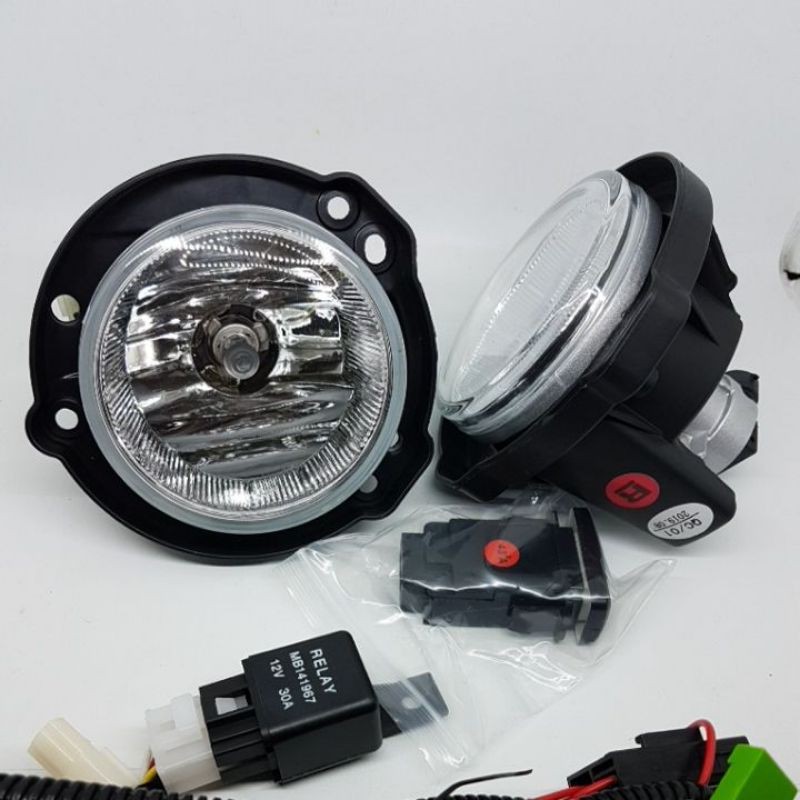 lampu bemper / fog lamp  avanza xenia 2012 on