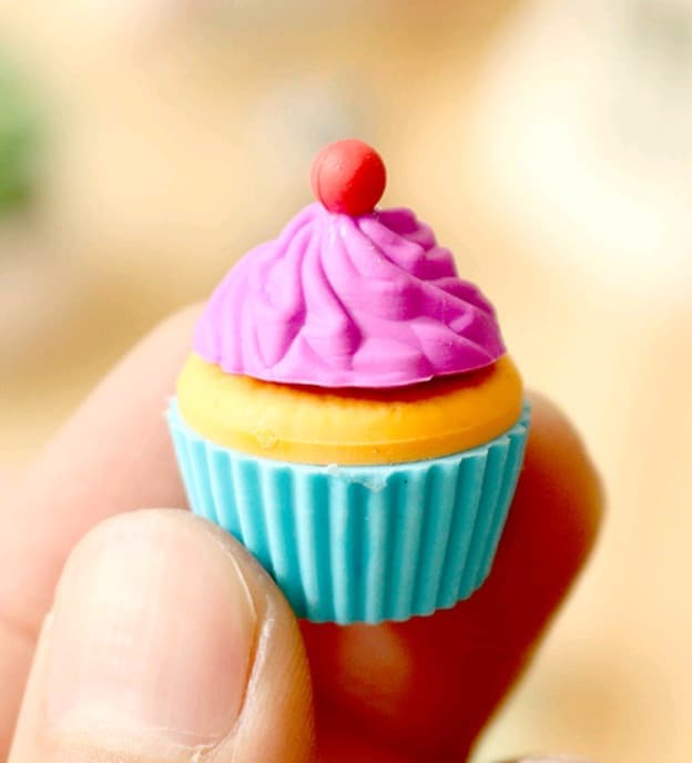 

Penghapus Berbentuk Cupcake / Kue Mangkok