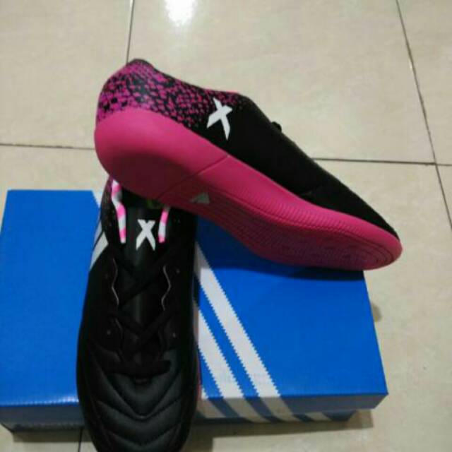 ;sepatu futsal adidas X