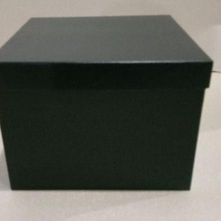

Terbaik! Gift Box Kotak Kado 25x25T15, 25x25T7, 25x25T10/Kotak Kado/Kotak Hadiah ..