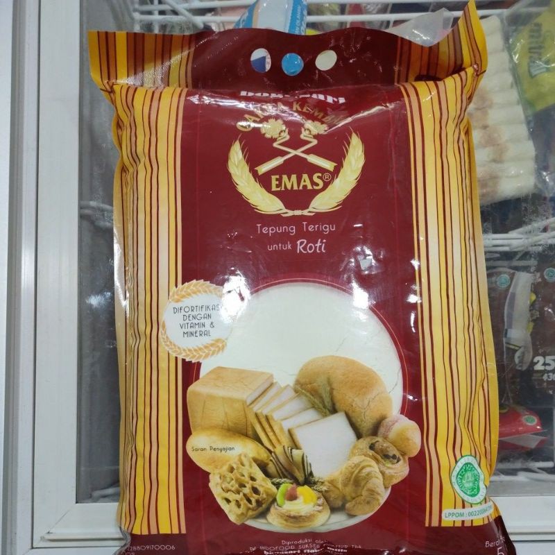 

Bogasari Cakra Kembar Emas Roti 1kg