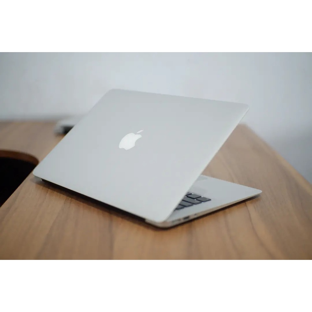 Laptop second macbook air 2015 4/128gb