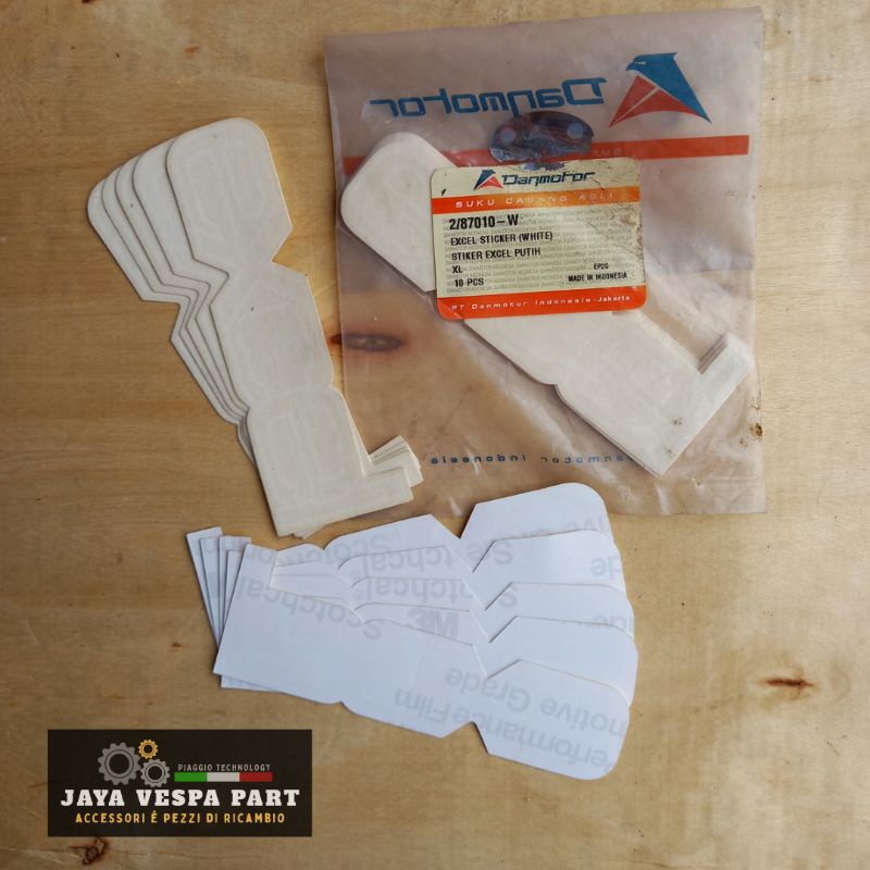 Stiker Tepong Vespa Excel DanMotor Putih Original NOS